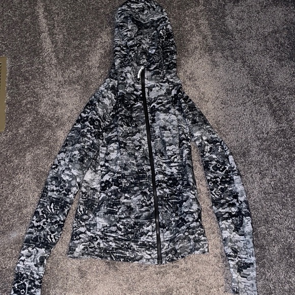 Lululemon scuba hoodie - Picture 2 of 7